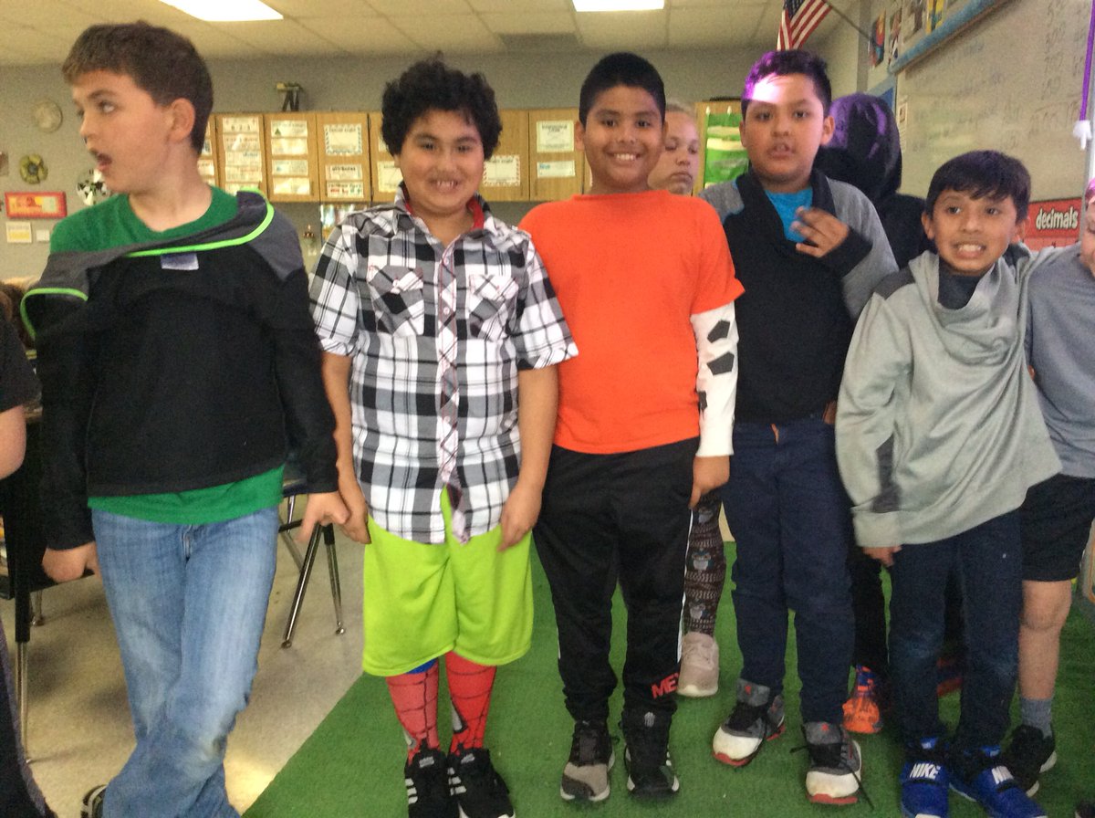 missydunning's tweet photo. Wacky Wednesday Dr. Suess Week @LampasasHSE https://t.co/VoH3C9TgPZ