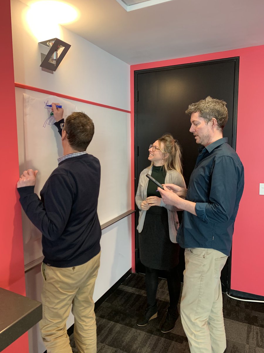 TheCnnro's tweet photo. Over the past two days we’ve come together with members to participate in a scoping workshop for a Northern Connections Program across our stations. We had a great time sharing and creating ideas together! #northern #science #research https://t.co/GS96AIt0dL