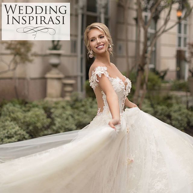 RaycePR's tweet photo. #RPRClient @naama_and_anat_bridal is featured on @weddinginspirasi's list of "100 Wedding Dresses You Loved in 2018!" https://t.co/CNOFoPX29K