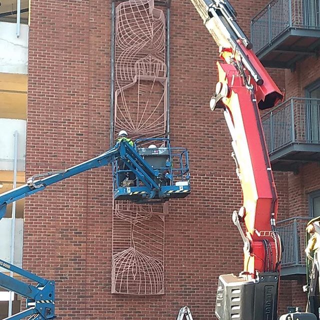 Almost there....! A long day for Andy and the team at art installations. Copper #sculpture #publicart #centenaryquay Southampton ift.tt/1AkFnBD ift.tt/2SvmI2b