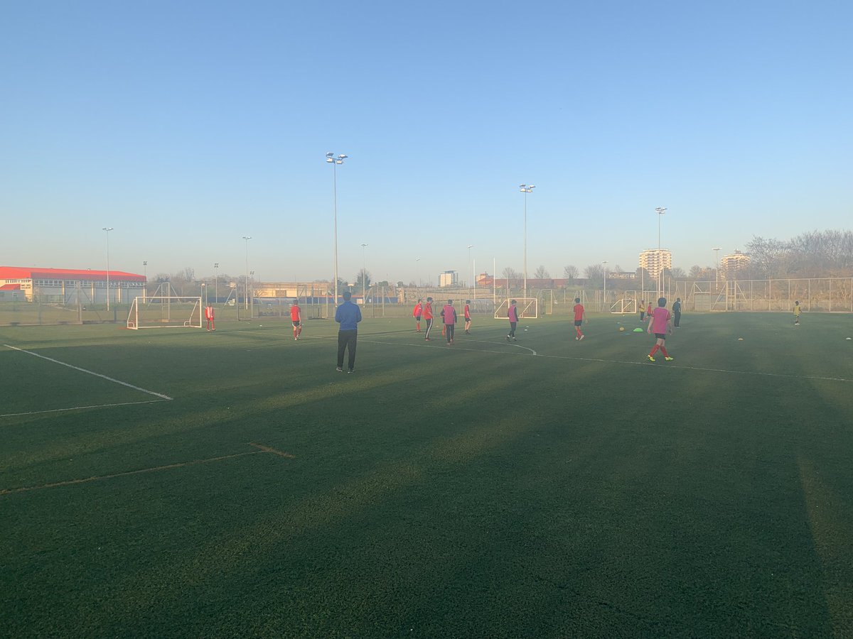 ELSSPE's tweet photo. Mr O’Donnell working hard with the year 9 &amp; 8s football team for their game on Monday against Eastlea #football ⚽️ https://t.co/RGMoK2Y1qb