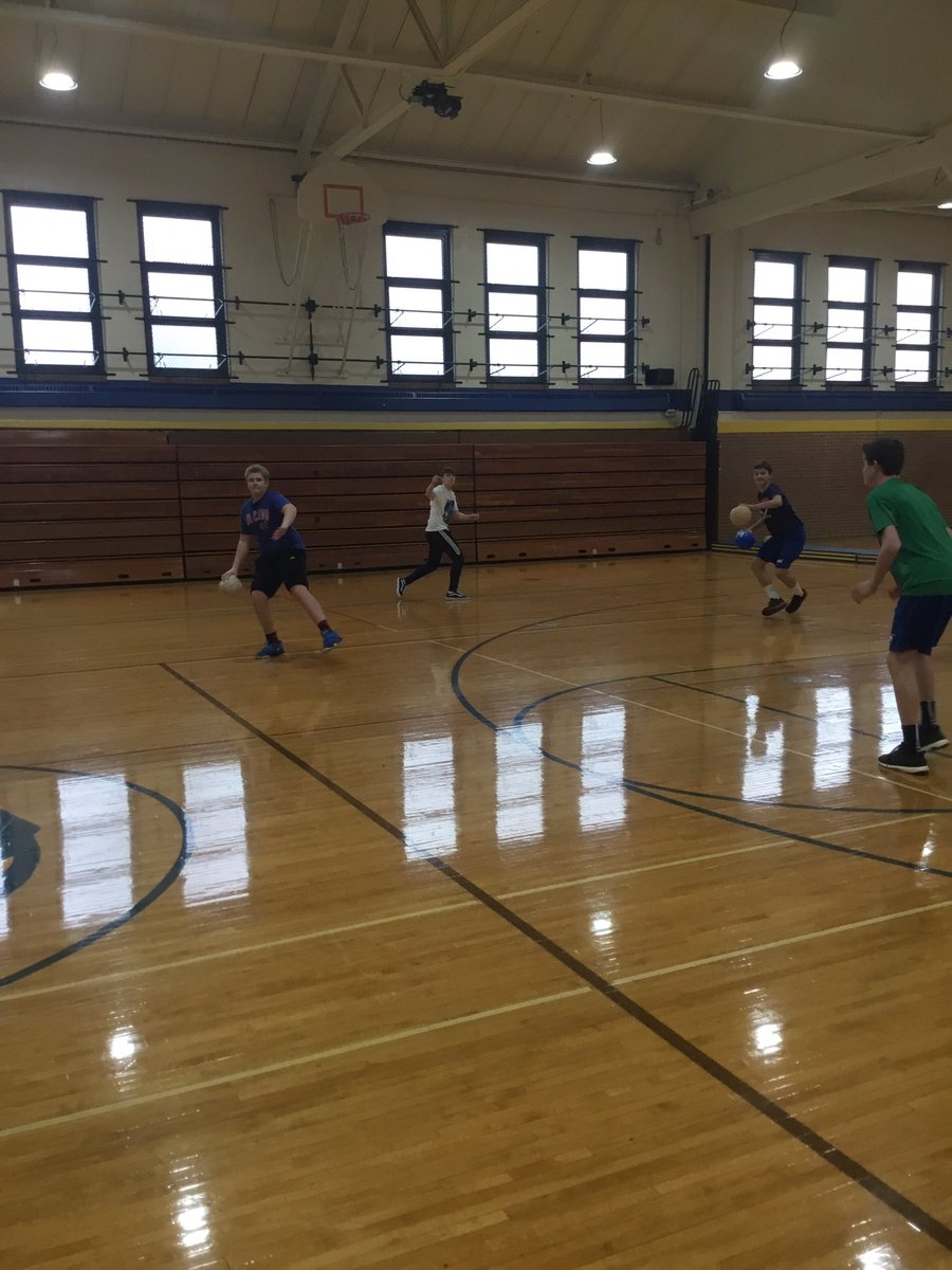 Lincoln PE tweet media