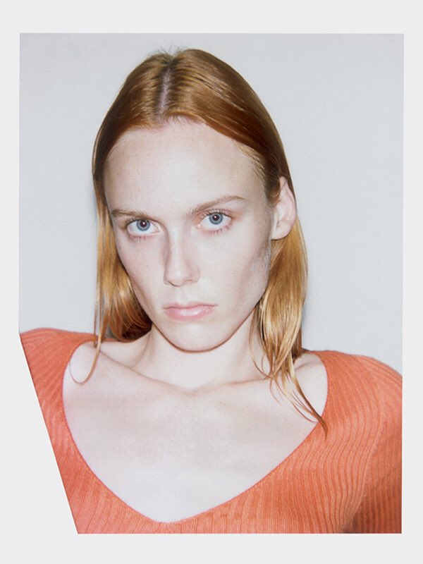 dnamodels's tweet photo. #KikiWillems celebrates #TwentyFiveYearsOfSelfService x #SelfService: https://t.co/bVJSvxClrQ https://t.co/VQHV65oz22