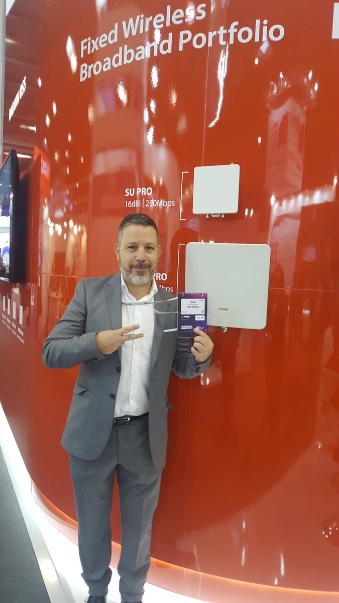 Day 3 at #MWC19
RADWIN Terragraph and JET DUO on display at our booth 1G51 at Hall 1!

P. S. The winner of the FREE PASS raffle visited us today. Good to see you Guy Rozenblum! 🙂
#MWC #wireless #terragraph #60GHz