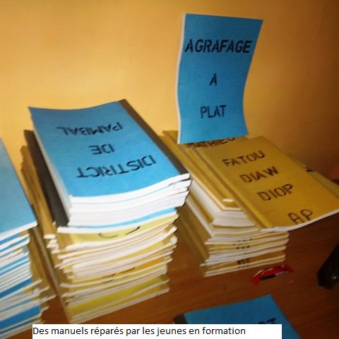 CanEmbSenegal's tweet image. 3 weeks of training in📚 book repair for 62 #young people incl. 43 #girls in Thiès 🇸🇳#Senegal ,thanks to @DevCanada textbook preservation project urlz.fr/8muf . @CCNBOfficiel project responds to a real need! #HerVoiceHerChoice #SDG4 #SDG7 #education 🇨🇦#Canada  @221Men
