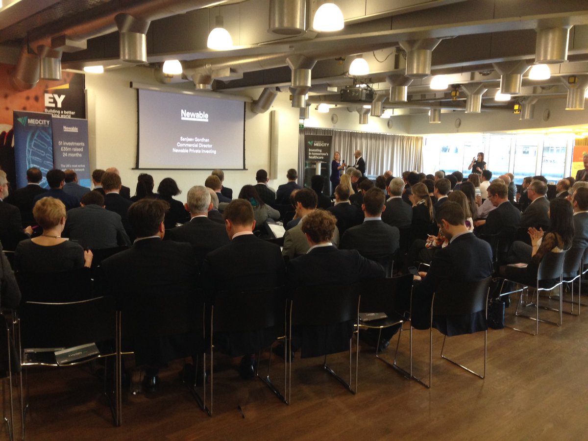 MedCityHQ's tweet photo. We've got a full house here at the first #aimc19 pitching event - 5 exciting #MedTech companies about to hit the stage @AngelsInMedCity https://t.co/g4IlJSPYSI