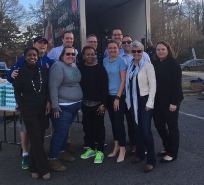 Leadershipclt's tweet photo. Great LC Alumni Service event yesterday evening at Devonshire Elementary with @shmetrolina!  Thank you for the opportunity to serve our neighbors! https://t.co/SC9etydtw6