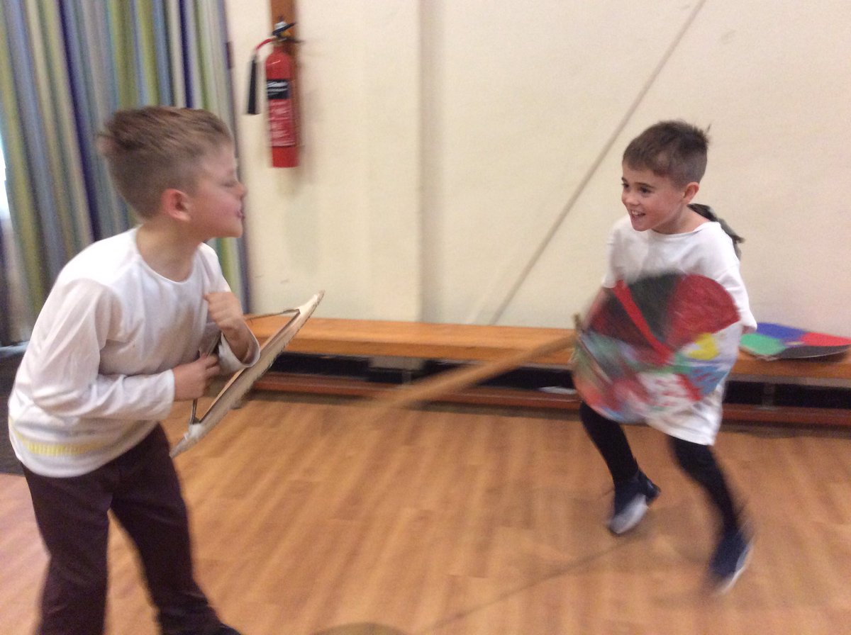 2022whitkirk's tweet photo. 🐬🐧 Viking battle! https://t.co/GUhF9HTz20
