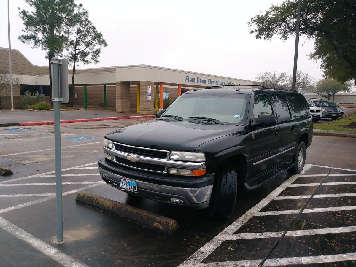 Everyone has to play there part and obey the rules @ReesStars and in society in general. #parkingviolations #Houston @AliefISD
