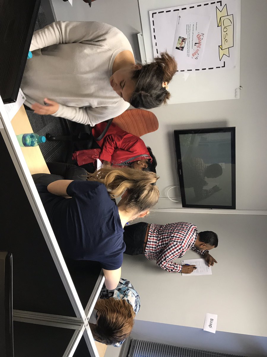 Clivster2's tweet photo. @MaleneMBJ @chaos_olga Facilitating World Retro Day #Worldretroday at #AgileOfCourse!! Awesome session. https://t.co/OIdbMOXyvh