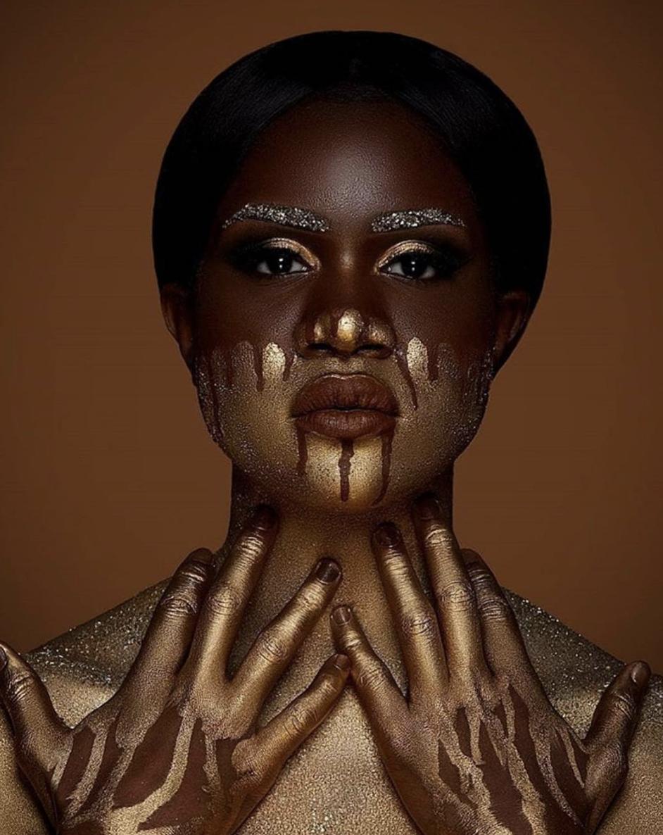 mehronmakeup's tweet photo. Dripping in Gold by Breezy Makeup Art on @msvanessalawson shot by #iamtberry using Mehron Metallic Powder in Gold and Mixing Liquid
#mehronmakeup #mehronmetallicpowder #gold #metallic #makeup #mixingliquid #bodyart #promakeup https://t.co/UZeTtgIsJc