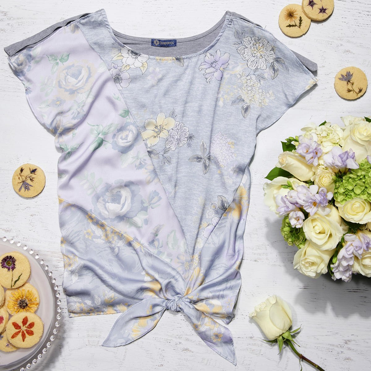 DemocracyJeans's tweet photo. Sugar & SPLICE & everything nice!
This mixed print top is a favorite new Spring item 🌷
#itsalmostspring #democracyclothing #democracydenim #absolutionjeans #curveequality #fitforeverycurve https://t.co/GZqbZ9srG2