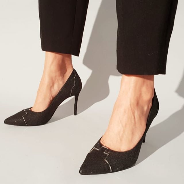 GordanaDimitri's tweet photo. #GLORIA 🖤 #GordanaShoes https://t.co/mjxgNEgoDU