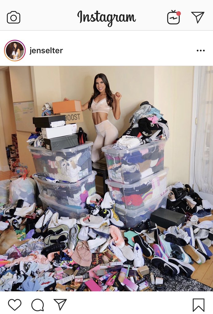 dtb4's tweet photo. @BarstoolBigCat Looks like you got some competition @BarstoolBigCat @JenSelter https://t.co/r4LnWXkSU5