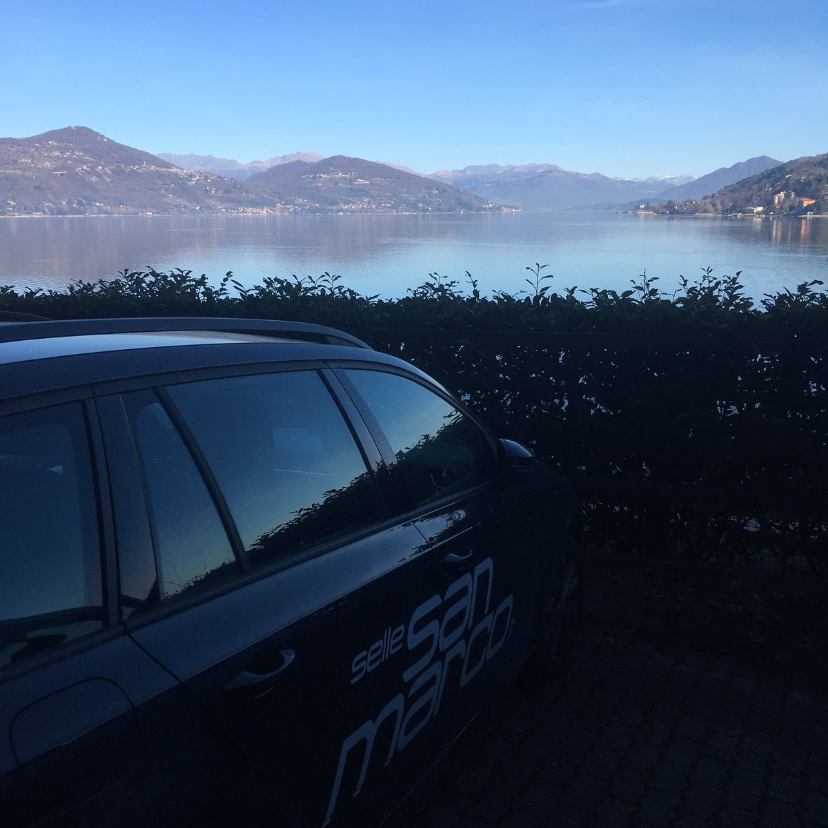 AT_Comm's tweet photo. Oggi presenti ad Arona con Selle San Marco per la presentazione del Team Androni-Sidermec
#atc #movep #cycling https://t.co/TgV7eJmn7k