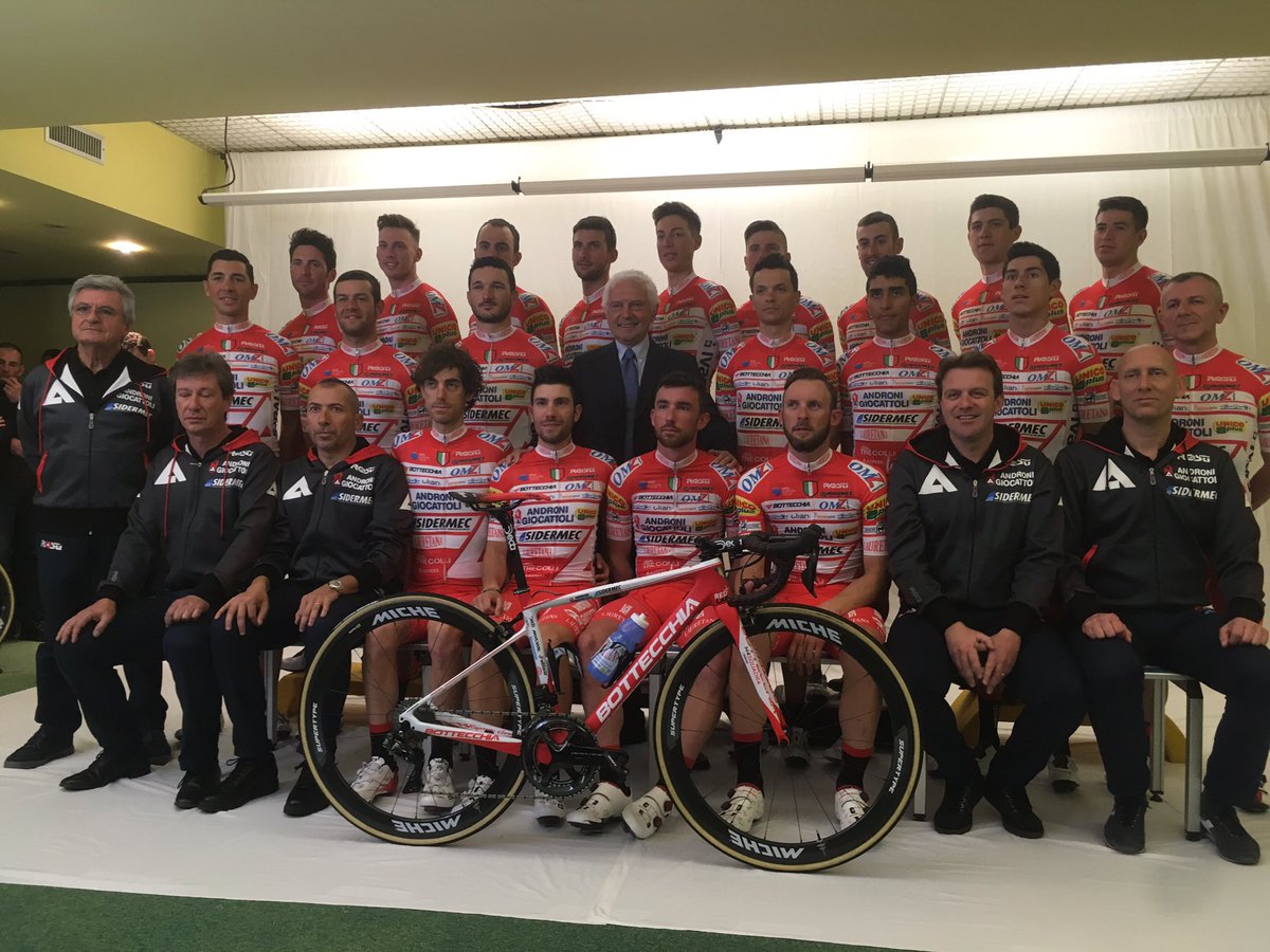 AT_Comm's tweet photo. Oggi presenti ad Arona con Selle San Marco per la presentazione del Team Androni-Sidermec
#atc #movep #cycling https://t.co/TgV7eJmn7k