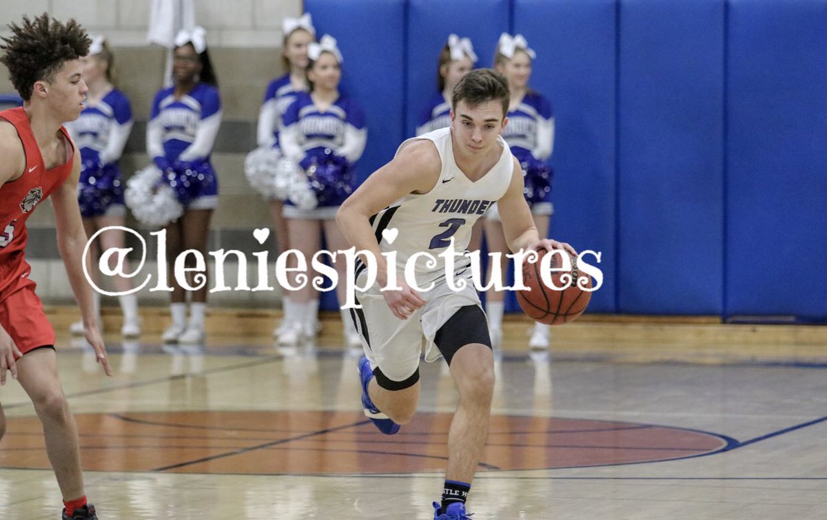 cameronsalerno1's tweet photo. SFL All-League Boys is official

@drakemiddleton4 claims SFL MVP

Folsom and Rocklin had the most all-league with three @thejalenscott21 @FearsTiler @deshawnlynch2 @CoryGohl @Dkendall111 Strecker

Whitney and Oak Ridge both had two selections, while GB and Del Oro had one a piece https://t.co/IxgOxRjNFv