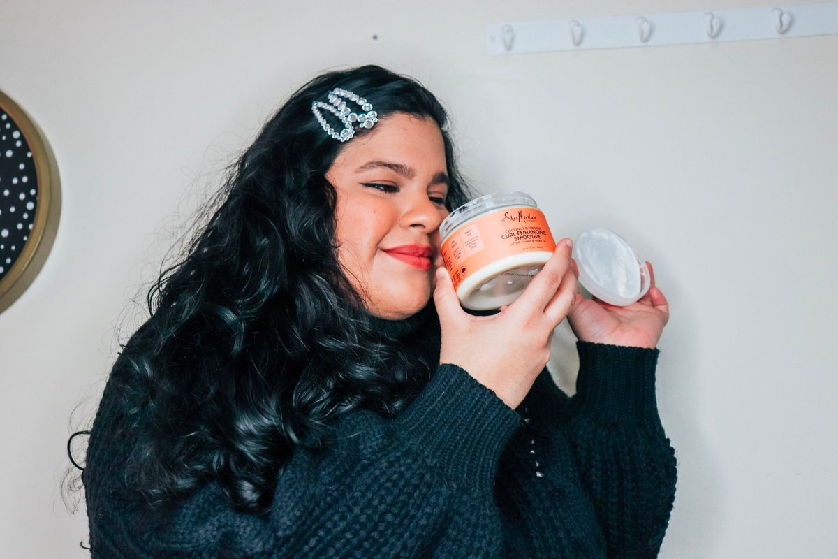 Charlottebellaf's tweet photo. #ad Embracing my natural beauty with @SheaMoisture @Walmart here: https://t.co/pOCvZoWchX
#FindYourShea https://t.co/yyy4mx4oMA