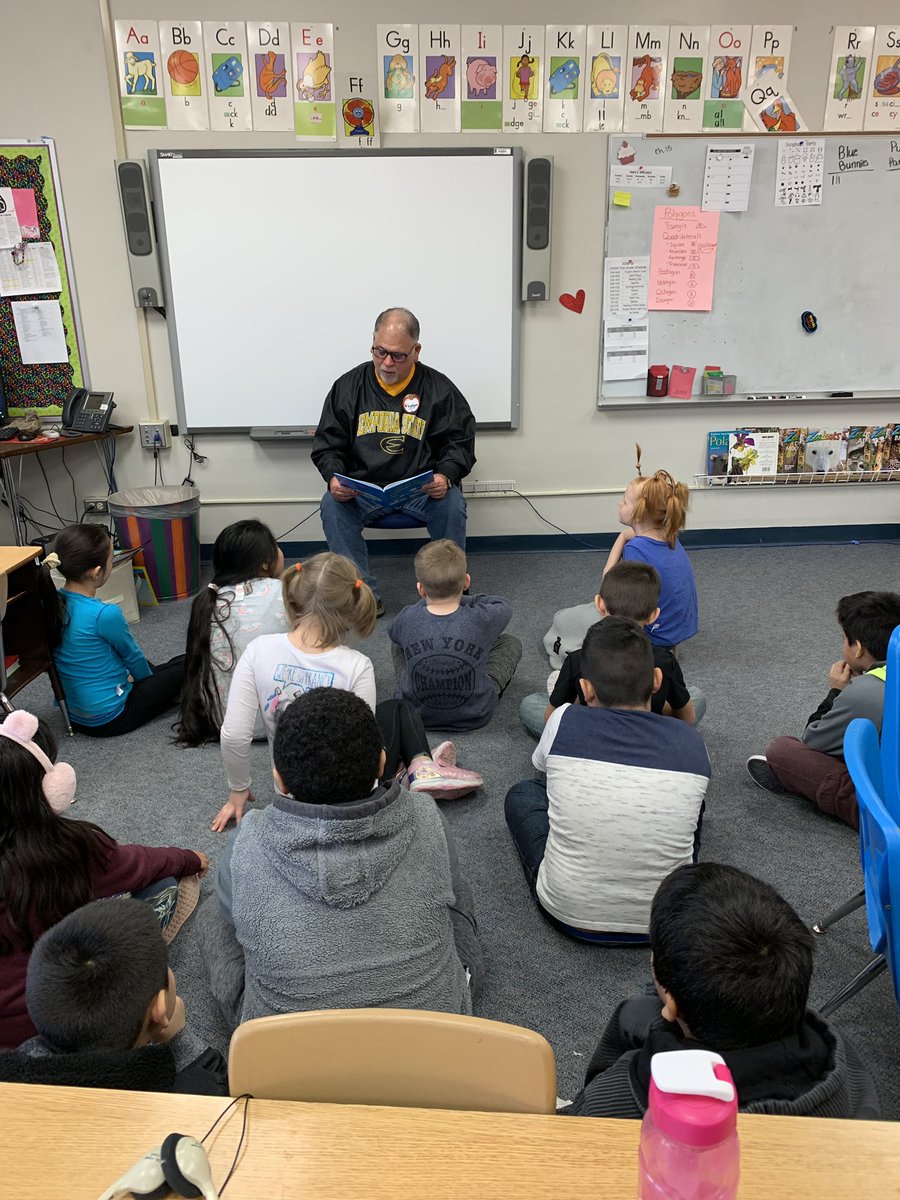 TellKirk's tweet photo. Proud to have my dad joining us as a guest reader @WAWschool in @hharn26 2nd grade class for Read Across America Week. Love you dude! #EmporiaProud #ReadingIsFun #ReadToLearn https://t.co/AZ93NASwc7