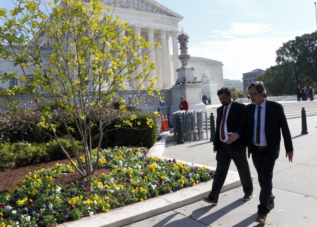 EarthRightsIntl's tweet image. “This is a huge victory for the people of Mundra and other places, where World Bank&apos;s investments are wrecking communities and environment. This is major step towards holding World Bank accountable.” - Dr. Bharat Patel, plaintiff and head of fishworkers’ rights group MASS