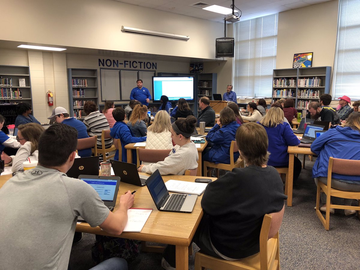 Clayton_Comets's tweet photo. Great PD sessions today as part of the #CHSFlexLearning day - students learning in various locations, teachers &amp; staff engaging as students in learning opportunities! Thank you @JenniferCrisco @smsouter @a_y_c_o_c_k @Tracyvannurden, @coach_bjones &amp; @JeffSullivansu1! #CometsALLin https://t.co/QlkGsq72vW