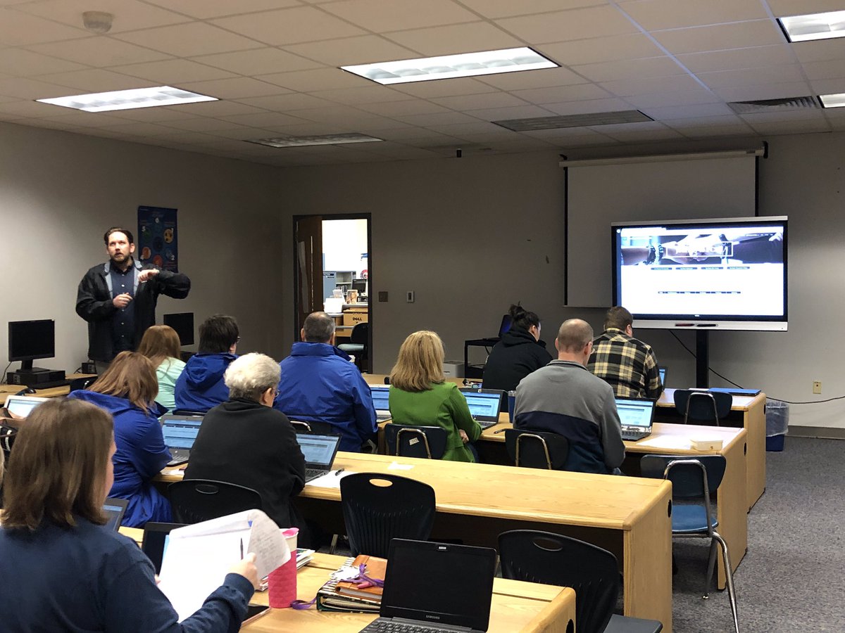 Clayton_Comets's tweet photo. Great PD sessions today as part of the #CHSFlexLearning day - students learning in various locations, teachers &amp; staff engaging as students in learning opportunities! Thank you @JenniferCrisco @smsouter @a_y_c_o_c_k @Tracyvannurden, @coach_bjones &amp; @JeffSullivansu1! #CometsALLin https://t.co/QlkGsq72vW