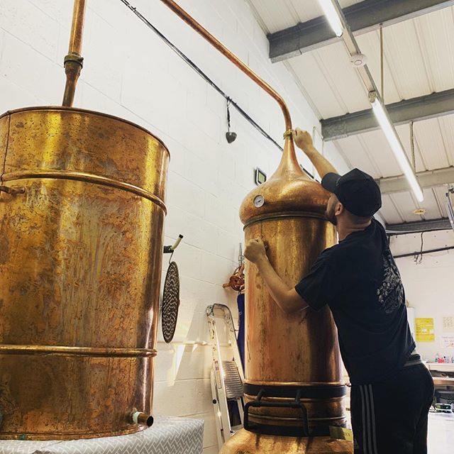 foursis4ers's tweet photo. Our beautiful Still Frederica is going up in the world today! New stand & Dan fixing her up! ๐๐บโค๏ธ #ginstill #gin4all https://t.co/WsaJukkg1R