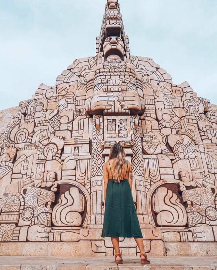 Dollar_Mexico's tweet photo. En el Paseo de Montejo en #Mérida #Yucatán se encuentran la historia de #México y #Yucatán esculpidas en piedra en el Monumento a la Patria.
Otra razón más para no dejar de visitar #Mérida https://t.co/xGLqkkTpW8