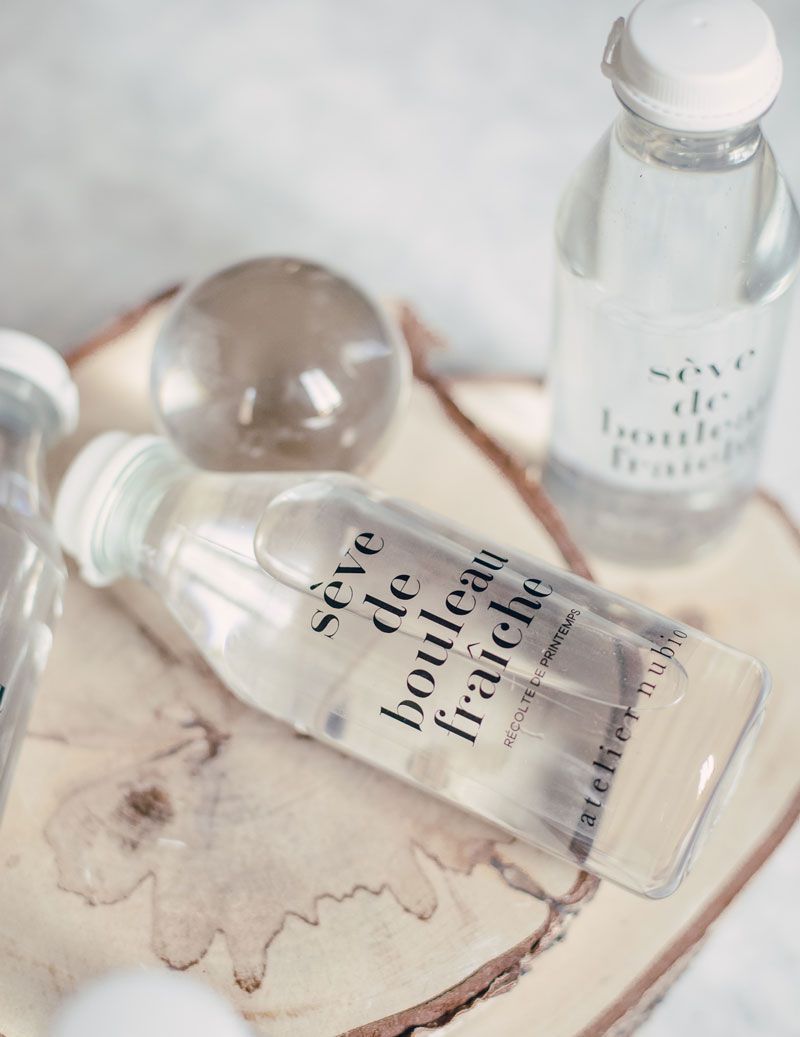 Be ready. réventes des cures de sève de bouleau fraîche à partir de demain !
.
#sevedebouleau #eaudebouleau #curedebouleau #birchsap #birchwater #ateliernubio #fuelyourdreams #allnatural #plantbased #nosugar #detox #curedetox #healingnature #mindfullness #superfood