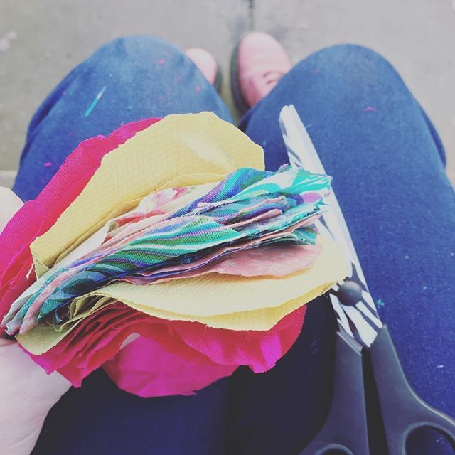 Becorations's tweet photo. WIP| It's been a while since I've posted @becorations  and a while since I've been sewing. But I have some long train journeys in the days ahead so have enjoyed some golden hour cutting prep ahead of creating some anticipated Bloomin' Marvellous flower a… https://t.co/R1zFrQnIIF https://t.co/AK8Dc5piDj
