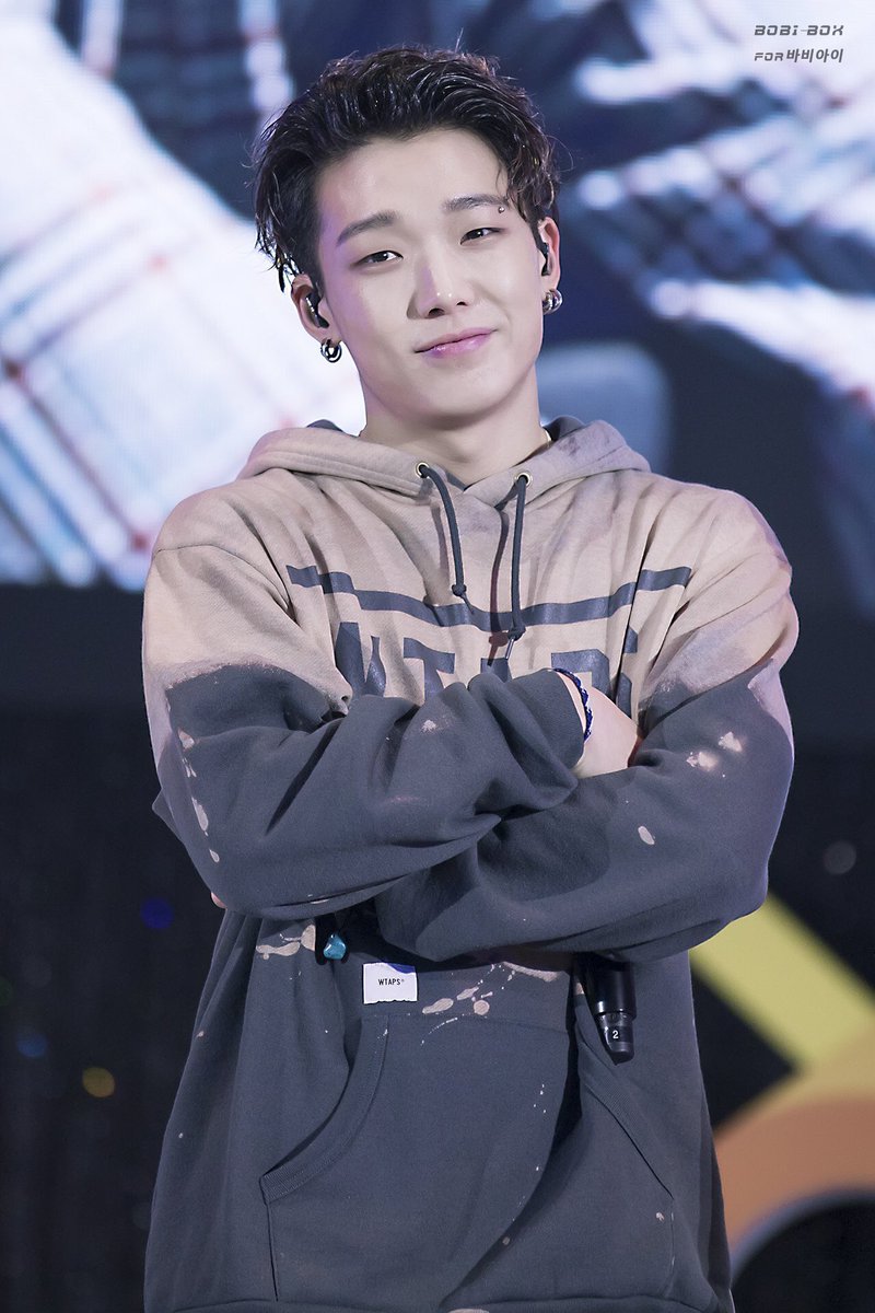 pixbobby's tweet photo. We stan the cutest man ever

© BOBIBOX9596 https://t.co/wbbD7z2Mpe