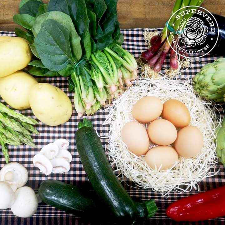 superverd_cat's tweet photo. Per dijous gras...truita menjaràs!!! I a Superverd trobaràs tot el que necessites per menjar-les al teu gust!!🥚🥚
#diousgras #diadelatruita #juevesgordo #jueveslardero #dijousllarder #ous #carnaval2019 #carnaval #truita #truitadeverdures #superverd #eggs #llardons #carnestoltes https://t.co/7lm6G0qQ8b