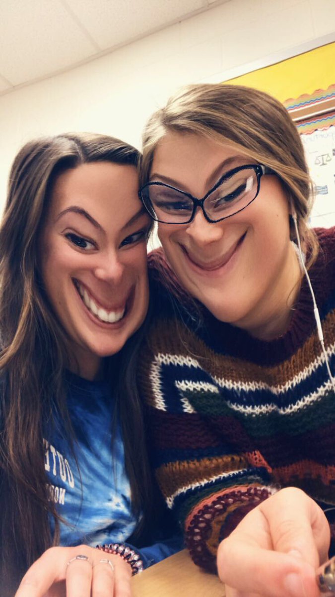 alex_nicholsss's tweet image. screaming happy 17th birthday to MY #1 BABE!!!!!💘💘 i love you SO SO much!!! can’t wait to lax it up with you this season🤪🤩💖🥰