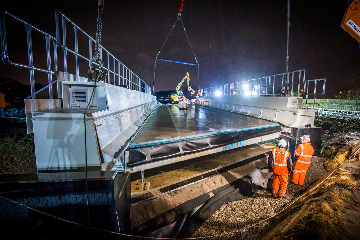 murphycareers's tweet photo. Have you seen this underline bridge reconstruction over Leeds Liverpool Canal we recently completed in partnership with Network Rail? If you want to find out more about us and the work we do, visit our website: https://t.co/mxKT3yY3Nr https://t.co/dLwAUc5Lr2
