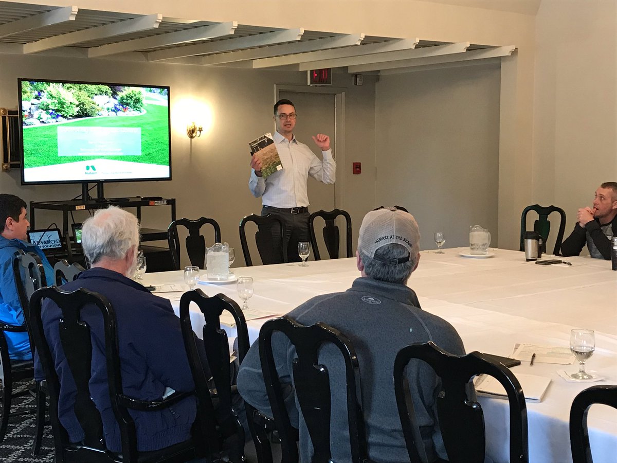 sweil2's tweet photo. Thanks to everyone who presented and participated in today’s turf breakout session!@AdvancedTurf Winter Education Seminar - Toledo https://t.co/5kQ4twvCII