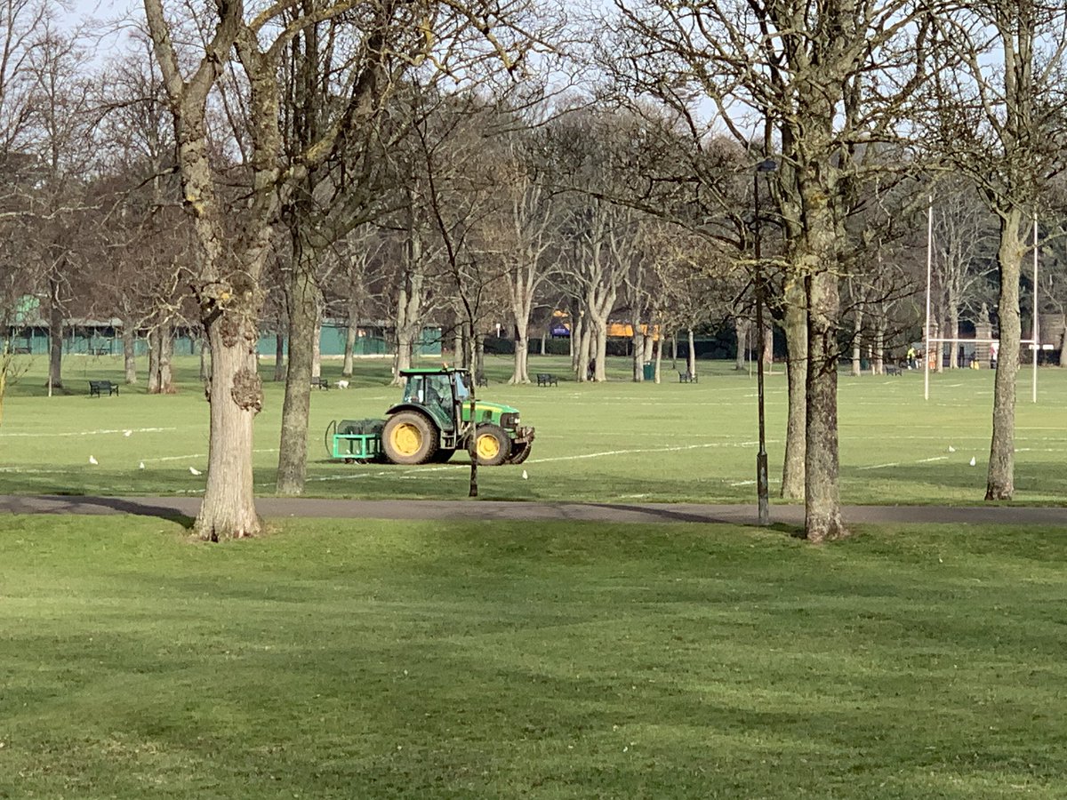 lucynorris1's tweet photo. Lunchtime walk to Inverleith Park #inverleithpark #lunchtimewalk #springinedinburgh https://t.co/8mjcGCUXZY