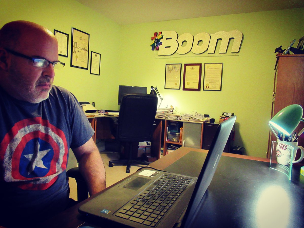 BoomMagSTL's tweet photo. #humpday 🏳️‍🌈 #lgbt #lgbtq #lgbtstl #lgbtqstl #gaystl #gaymissouri #queerstl #stlgay #StL #Missouri #Midwest #media #lgbtmedia #boomlgbt #instagay #gaystagram #follow @BoomMagSTL 🏳️‍🌈 https://t.co/2uWPrGsOlJ