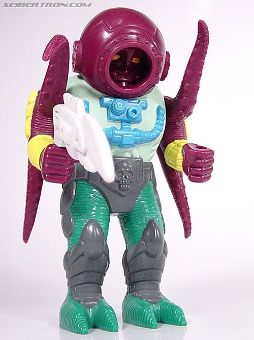 ridoctopus's tweet photo. Meet the official #Transformer of the #RetroRidoctopus podcast. The #Decepticon Pretender so lame, he's actually awesome... #OCTOPUNCH! https://t.co/ngsPbAWWRI