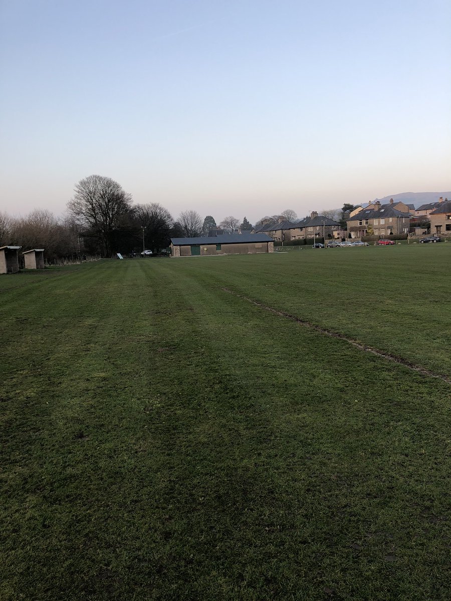 1Coopster's tweet image. Getting the pitch prepared for saturday’s big semi-final 💛💙 
#aerating 
#firstcut
#rolling
#greenfiger 
#KUFC