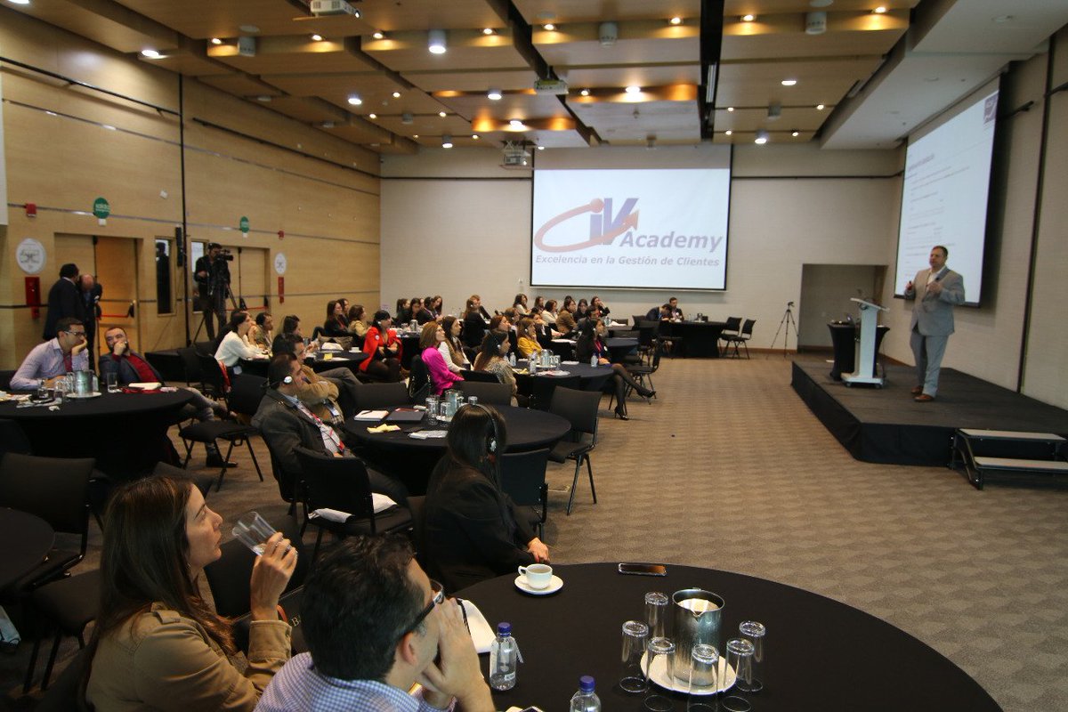 civ_colombia's tweet photo. Les compartimos imágenes del seminario 1 del Gran Encuentro por la Excelencia de la Gestión del Cliente.

Gracias a todos los asistentes. https://t.co/A70inJV5fO