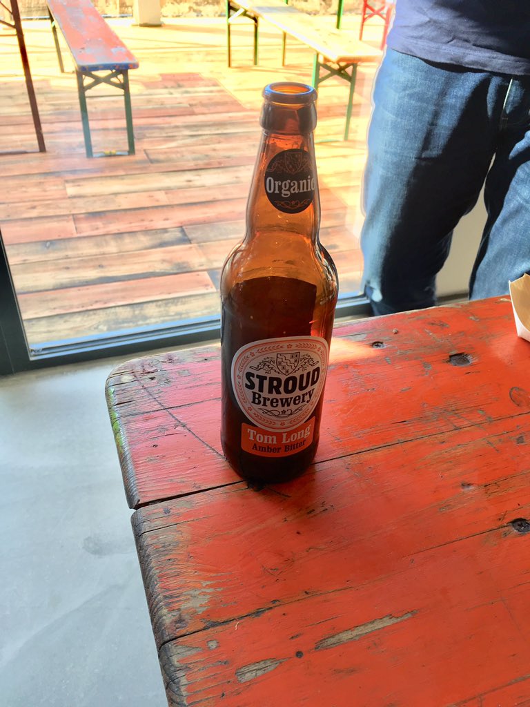 benedictorchard's tweet photo. Interesting day with team @StroudBrewery seeing new site &amp; tap room. Talking #sustainability &amp; all things good beer; giving @Adnams view.
Tour, food pairing &amp; lots of sampling! The #upcycled old cask urinals came in handy! Thanks Greg, Chloe, Rachel &amp; all #Stroud #beer https://t.co/AymUPWzn0E