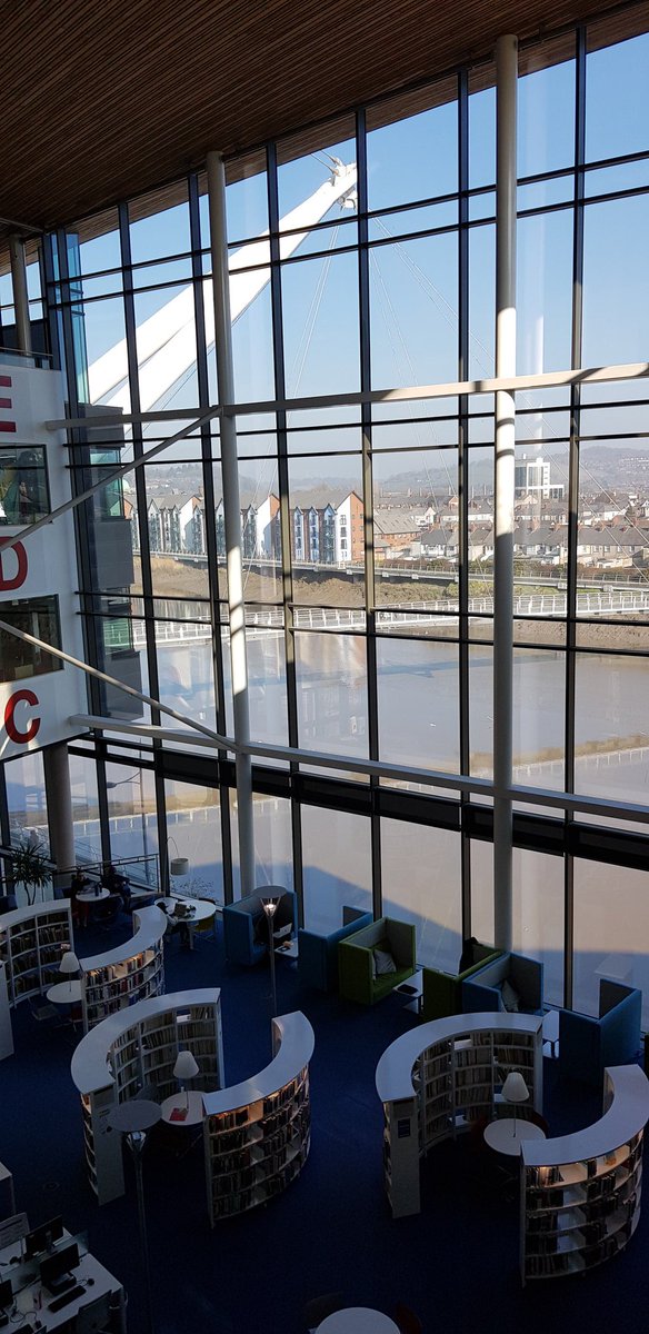 sangeet's tweet photo. Day 1 with lovely Early Years undergrads from USW (Newport campus) for our Digital Leaders Short Course. See a couple of reflections: #digitalliteracy #digitalwellbeing #earlyyears #essentialcpd #digitalcompetence cc @PippaWaktins https://t.co/E6vswwJuNU