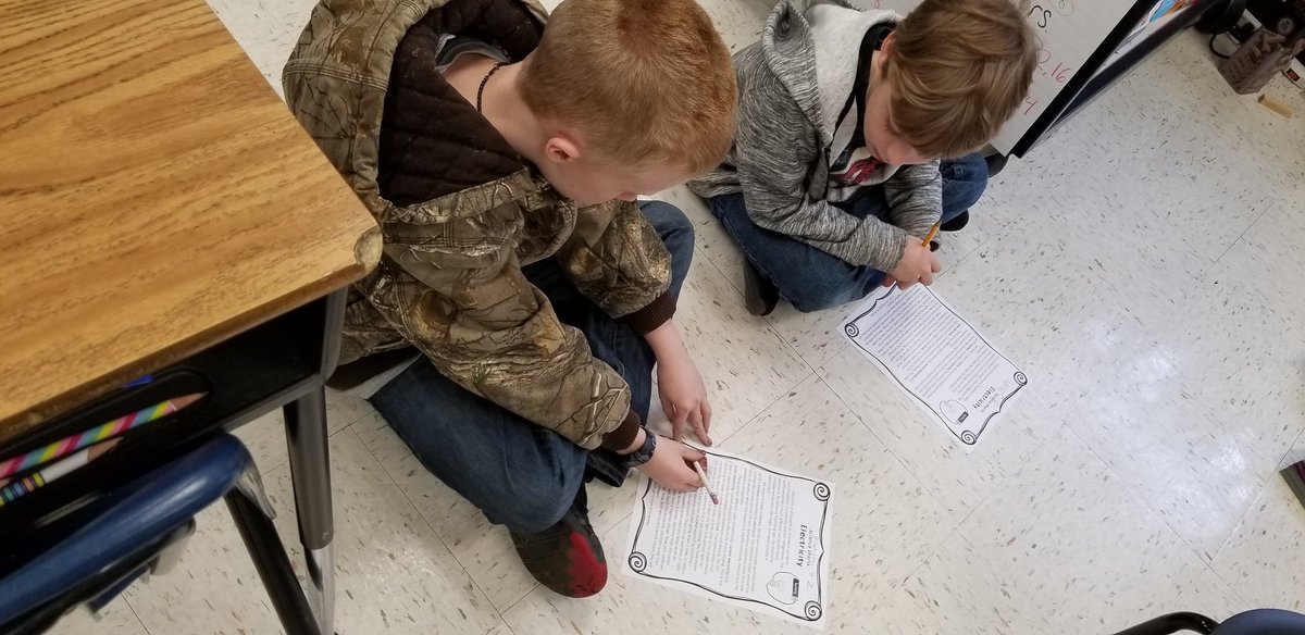 mmpbrown4's tweet photo. Love when lightblubs go off while learning! #theylightup @MMPTurtles https://t.co/cjTNizSyhZ