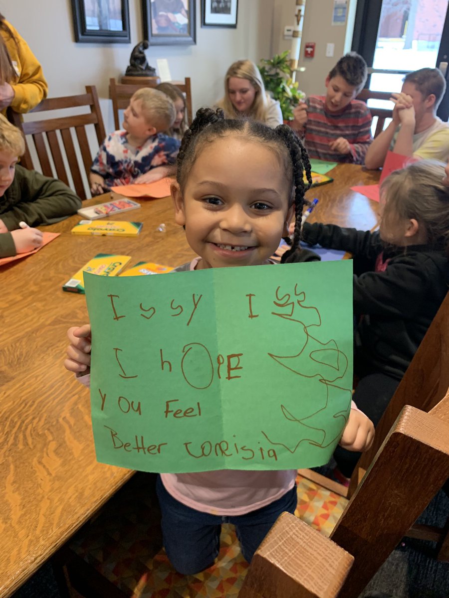 bonaventurelym's tweet photo. This week we’ve been making cards with Bona Buddies to send to one of our superheroes, Izzy, as she battles neuroblastoma, and making more #beaniesfornat! 😍
Thank you to Bona Buddies for helping us spread awareness &amp; fight pediatric cancer! 💛 https://t.co/vmIRsi5sOC