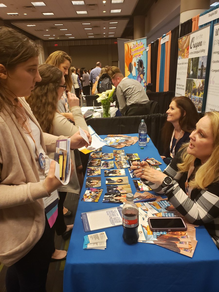 Nashville is recruiting school psychs at NASP. Having great conversations with future interns and hoping to fill open positions! #NASP2019 <a href="/TASPonline/">TASP</a> <a href="/nasponline/">National Association of School Psychologists</a> <a href="/TNedu/">TN Dept of Education</a> <a href="/MNPSPsychology/">MNPS School Psychologists</a>