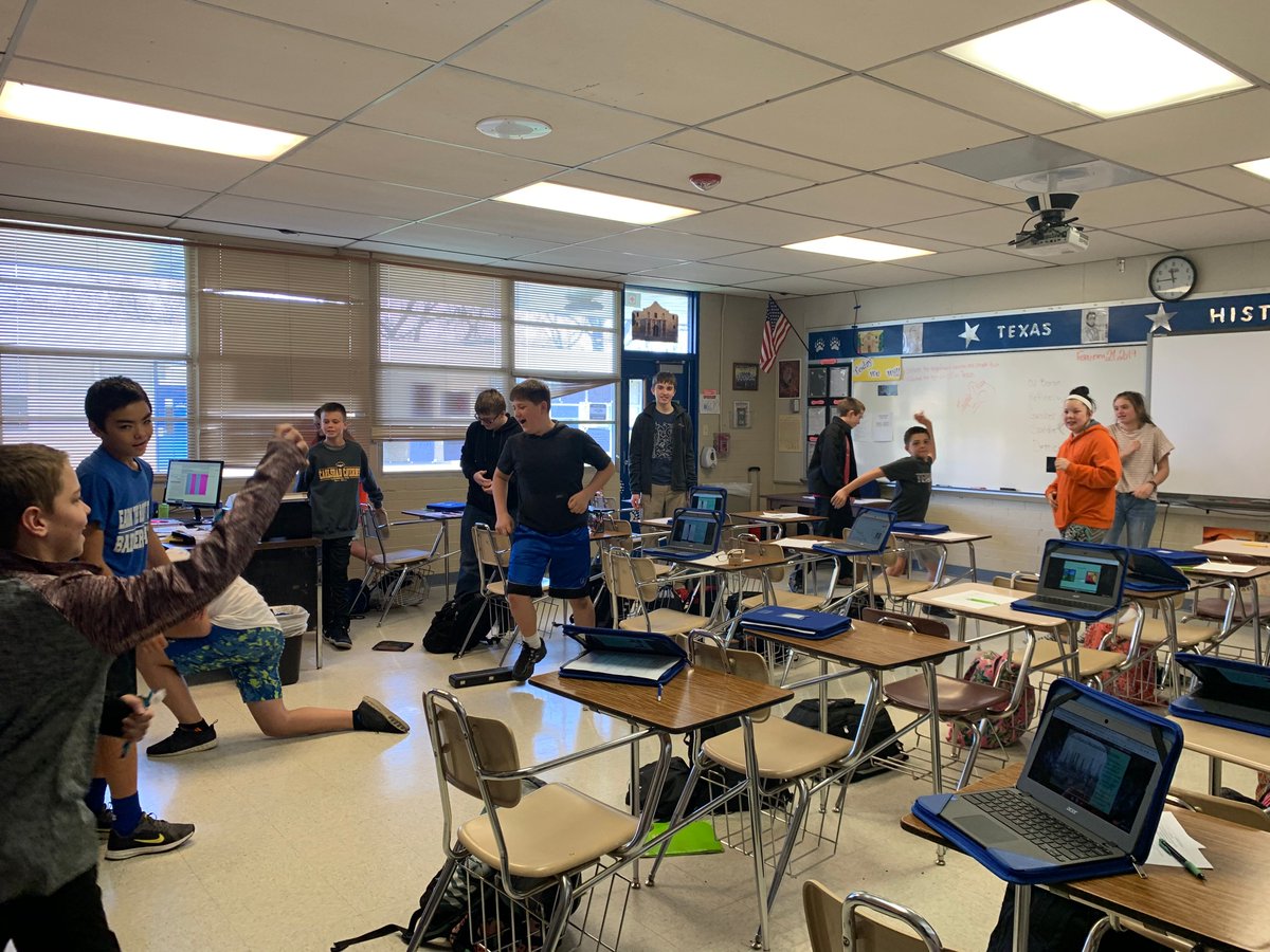 wdscott01's tweet photo. Texas History is learning via air mail.  The students are exploring the Age of Oil by using an activity called Triple Play from Lead4ward.
#GoBeyondLampasas
#BetheoneLMS
@lampasasMS https://t.co/HcoSbfahqS