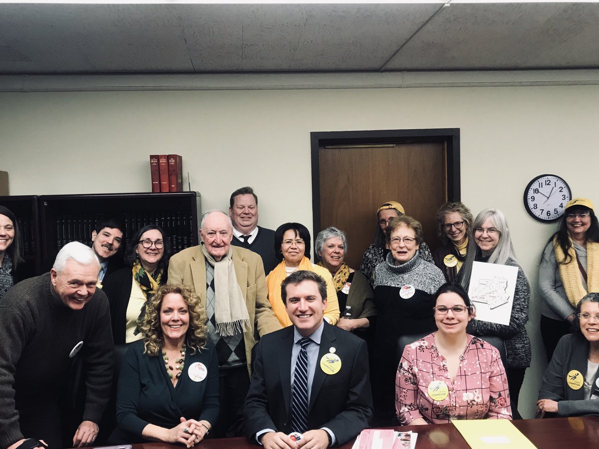 goRCLS's tweet image. Thank you ⁦@JamesSkoufis⁩ for supporting the increase in #LibraryFunding #LibrariesAreForEveryone #NYLALAD19