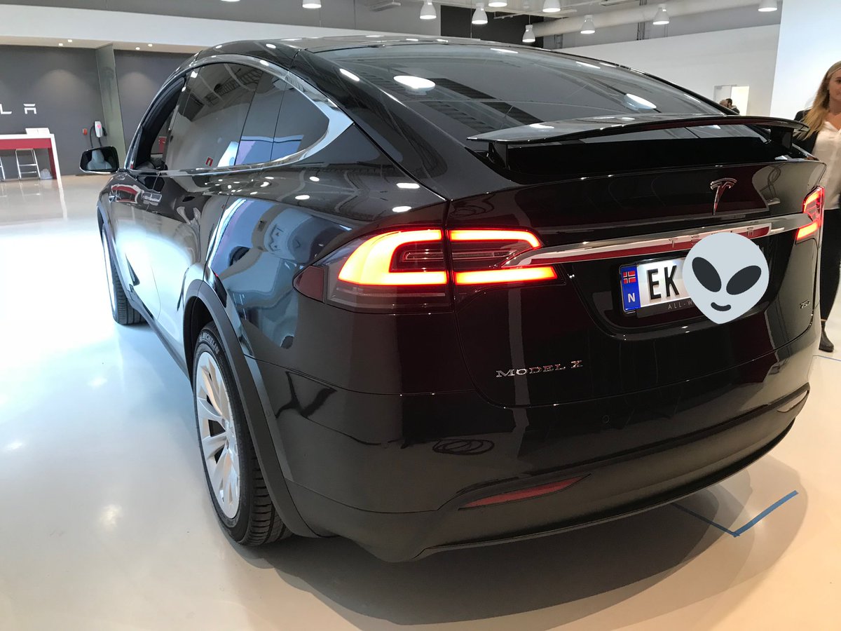 Sheddy420's tweet photo. Thank you for the dream car @elonmusk. I hope we bring you closer to Mars by supporting @Tesla! Now you need to bring us to the moon 🌙 🚀 take #LNTrustChain already 🙏 #btc @Blockstream @APompliano @lightning @Excellion https://t.co/oFe6f7hIwa