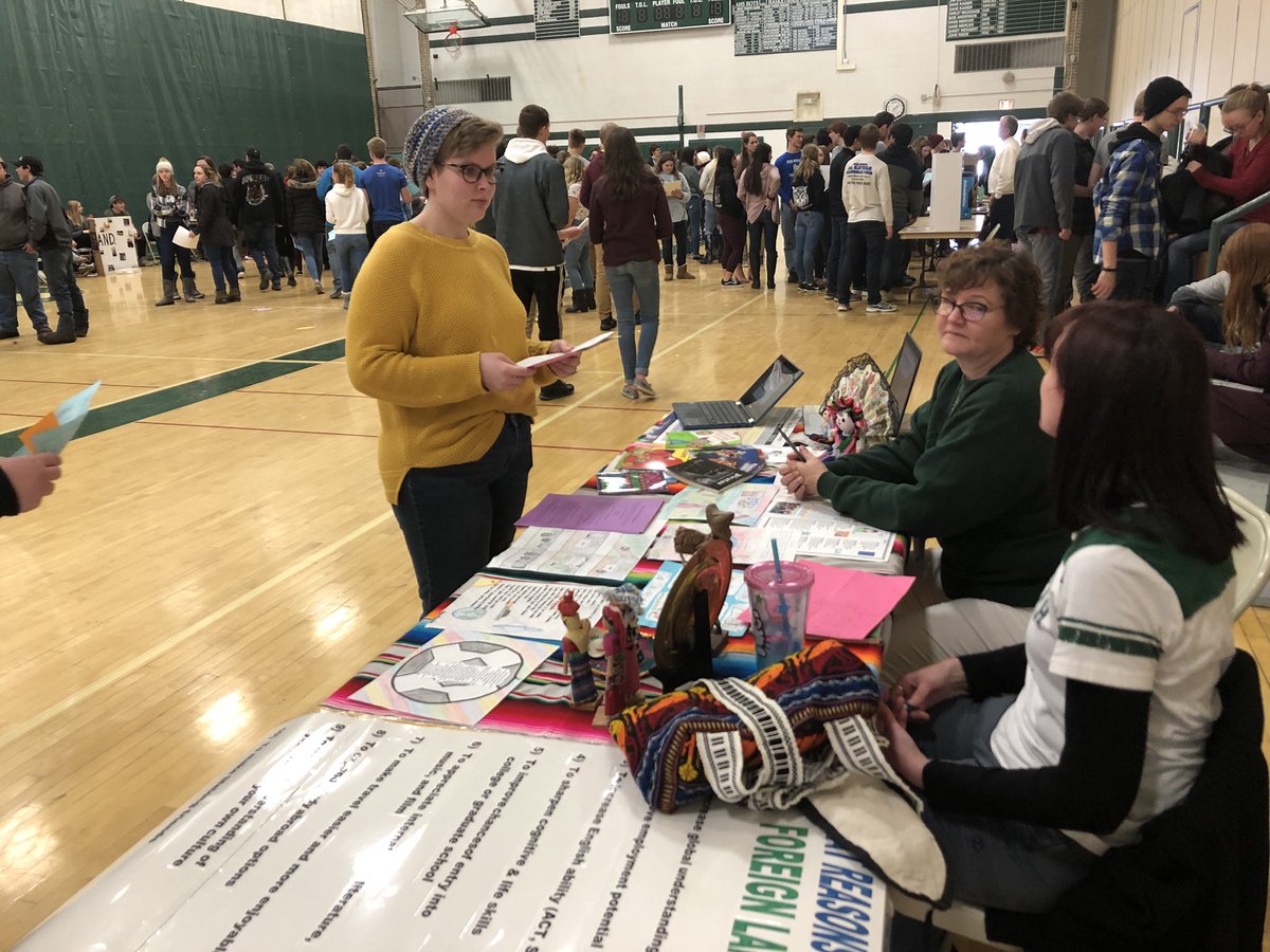 TBerriman's tweet photo. #AlpenaHighSchool Course Fair https://t.co/aoDhgb70lN