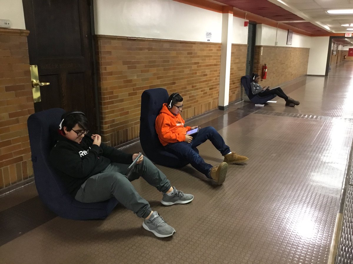 HighlandsMS_WP's tweet photo. Donβt be fooled, we are working hard to finish recording our #BookTalks #WPReads #HLReads #WPProud https://t.co/Rlh3wtwWYY
